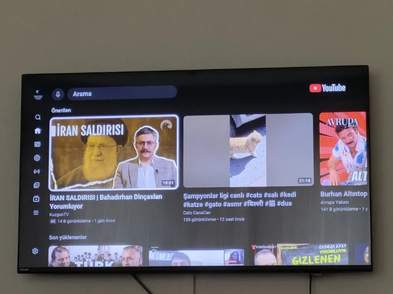 Grundig 50 GKU 700 50” 127 Ekran Uydu Alıcılı 4K Ultra HD Smart Google TV