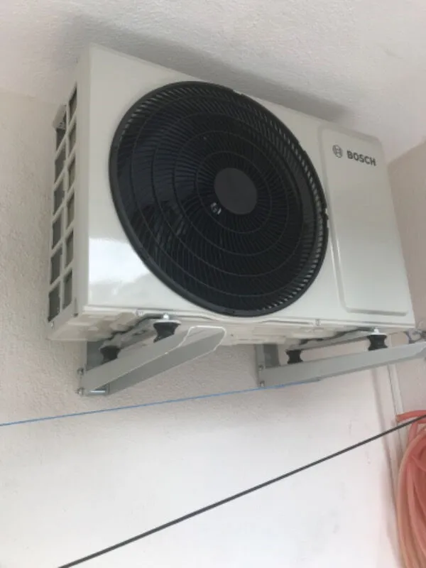 Bosch Climate CL2000U W 35 E A++ 12000 BTU Duvar Tipi Klima (ÜCRETSİZ MONTAJ)